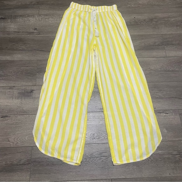 Abercrombie & Fitch Wide Leg Beach Pants Yellow White Stripe Split Leg Sz XS NWT - Picture 2 of 9
